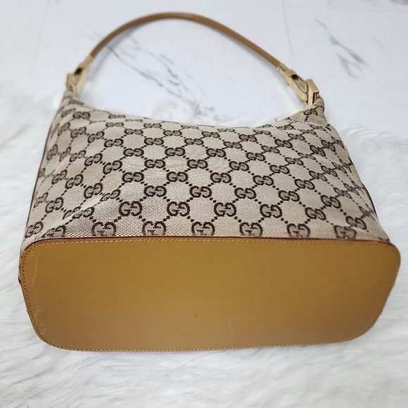 Authentic Gucci Bag Monogram Shoulder Bag - Picture 4 of 14